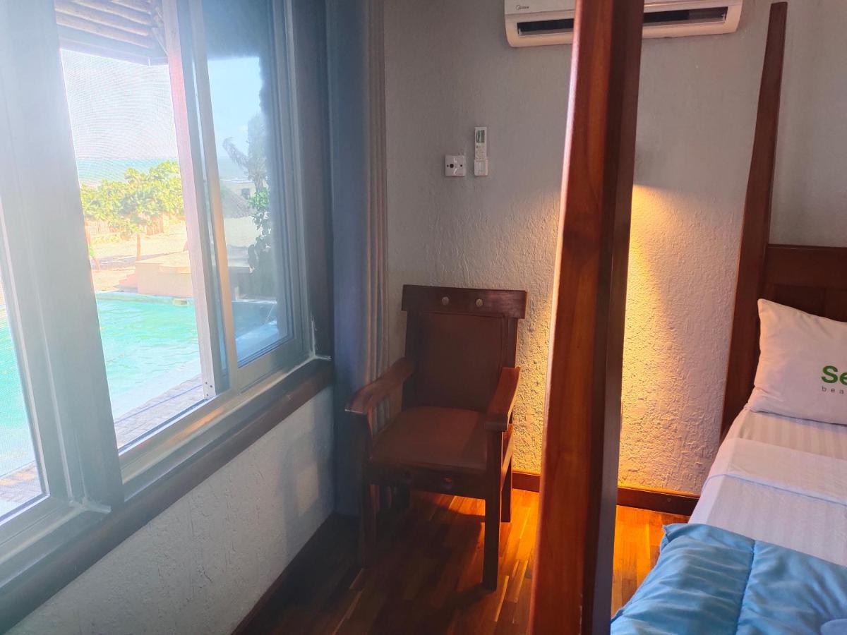 Serene Beach Resort Daressalam Exterior foto
